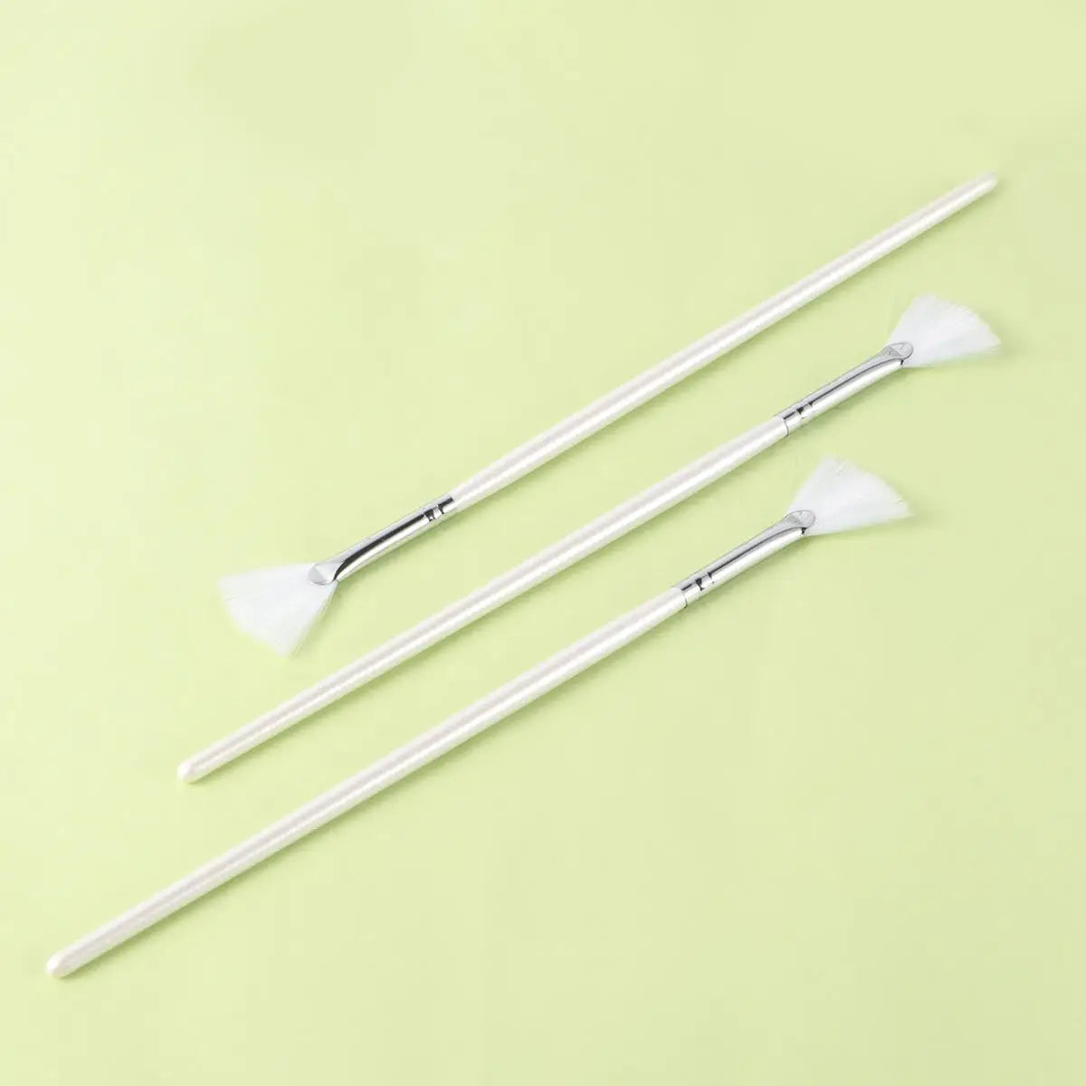 3 Pcs Shape for DIY Skin Care Mask Diy Brushes Fan Shape Mask Brushes Facials Skincare Smooth Coverage Beauty Tools